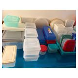 MASSIVE AMOUNT OF TUPPERWARE AND OTHER PLASTIC - ALL IN LIKE NEW CONDITION
