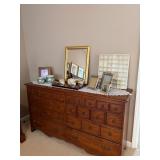 PENNSYLVANIA HOUSE DRESSER