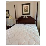 DIXIE 4-POST QUEEN SIZE BED WITH LUXURY MATTRESS