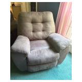 OVERSIZED ROCKER-RECLINER