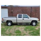 James Estate 2001 GMC Sierra 1500 - Closes 3/13 AT 6pm