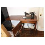 Vintage White Sewing Machine & Table