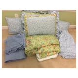 Queen bedding set