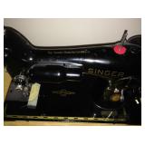 1951 201 Singer sewing machine