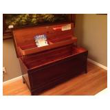 Vintage cedar/hope chest 