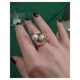 14K gold and double pearl ring. Must see in person!!