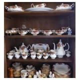 112 pieces - Royal Albert Fine Dinnerware