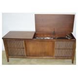 Console Stereo