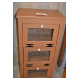 Vintage produce keeper