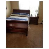 Queen sleigh w Mattress/Boxs 
