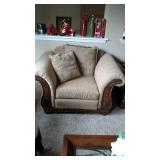 This matches the Love Seat  all three for $400