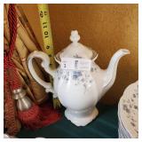 Online Auction + 1 Day Estate Sale. Part 1-Decor/Sm Items. (322 E. Lisa Fresno) Ends Sat 4p-6p. Sun.