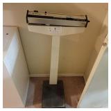 (8-21) HUGE LIVE AUCTION. Tools, Equipment, Antique Toys. 680 Lots. Sat 10am (Reg Auction)