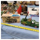 ONLINE AUCTION- (5/7) Vintage Tin Tank/Toys Collection. WE SHIP. Ends Sat 2pm