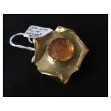 Lion Head set in Gold Pin