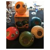 A Rainbow of Panasonic Transistor Radiosi