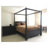 Baker Furniture Queen Poster Bed Umber Finish, Nickle Plated Finials 