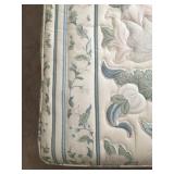 Detail Chaise Upholstry 