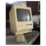 Macintosh Plus, WORKING, with Games! #happyhunting