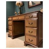 Double Pedestal Desk 