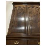 Henredon Five Piece Mahogany Bedroom Set 