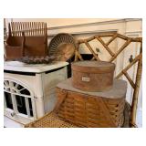 Cranberry Scoop, Woven Plates, Woven Ceramic Plate