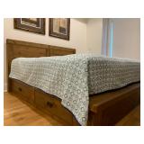 King Size Storage Bed from Pottery Barn, Mattress Included. Find the FULL LISTING, Prices and MAKE A