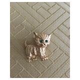 Cat Pin, Gold with Emeralds