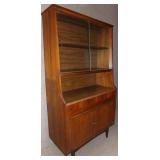 AT Resale Rustic to Sleek to Shabby Chic 