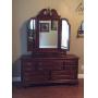 Lovely Lucas Online Estate Auction 