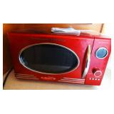 Red Retro Look Micro