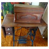 Singer Sewing Machine