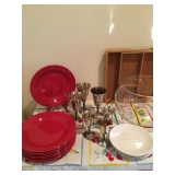 16 heavy red plates