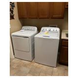 Deep tub washer and dryer set GE