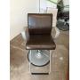 Styling chair