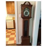 grandmother clock