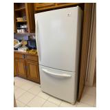 LG refrigerator