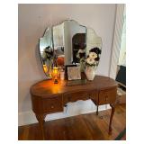 dressing table