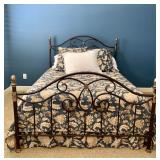 Queen metal bed framw