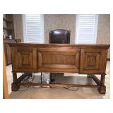 Large desk