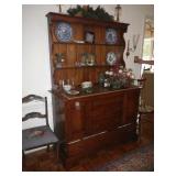 Stickley Hutch