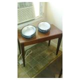 Piano stool/bench with steak plates