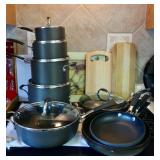 Calphalon Pot Set