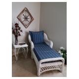 80.00 Nice Wicker Chaise Lounger