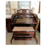 Pristine Wurlitzer theater style organ