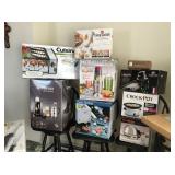 More Kitchenware