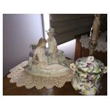 Nao    Antique Moriage Biscuit Jar