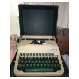 Vintage Underwood typewriter. This Underwood Universal portable typewriter comes with original case.