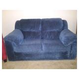 Very clean love seat $45