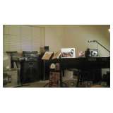 music composer korg, peavey,andmodern dishes sound mixer